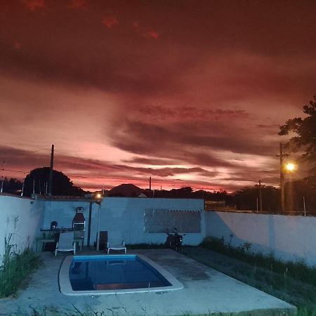 Vila Agradavel Com Piscina. Villa Peruíbe Exterior foto