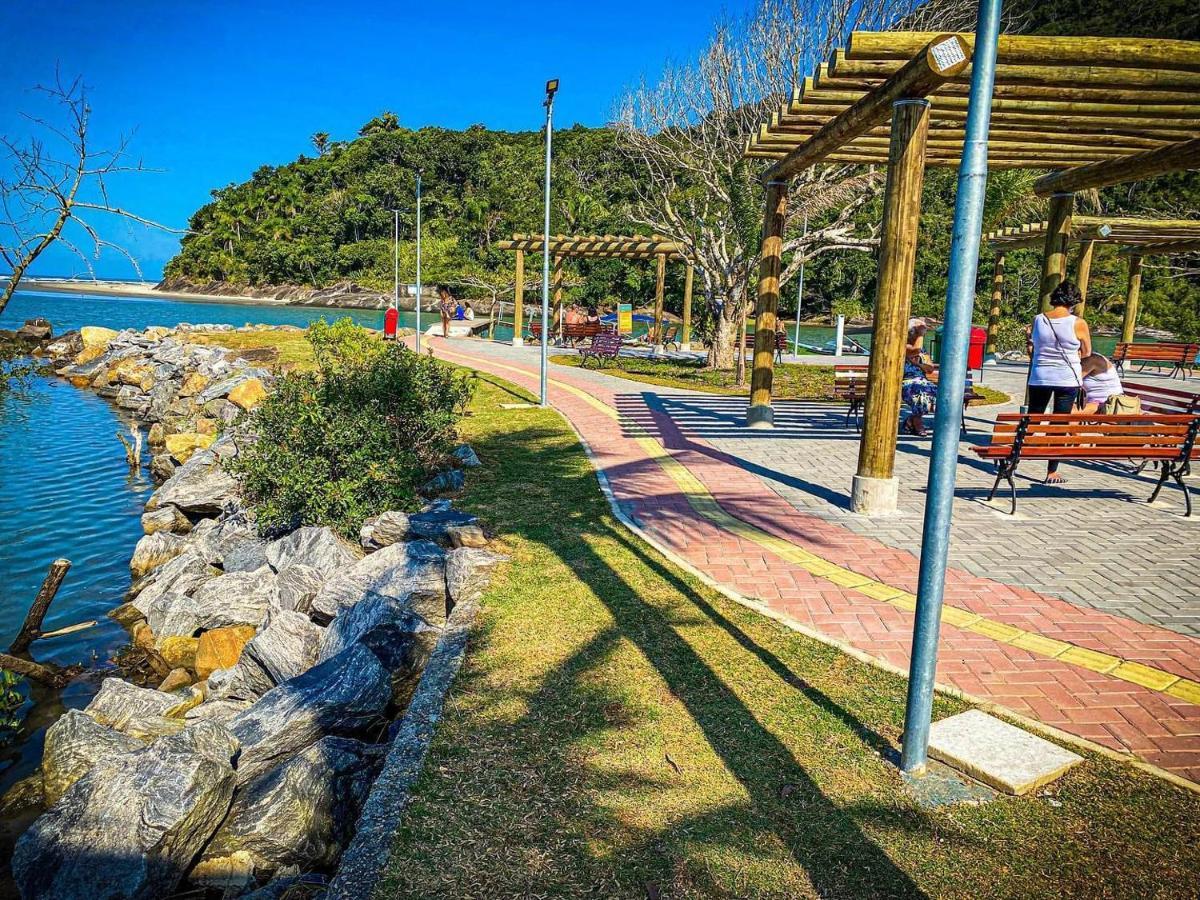 Vila Agradavel Com Piscina. Villa Peruíbe Exterior foto