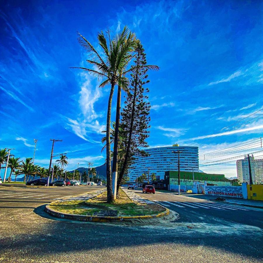 Vila Agradavel Com Piscina. Villa Peruíbe Exterior foto